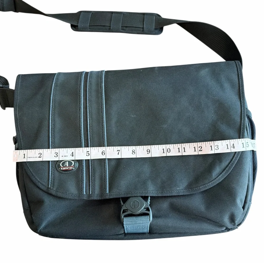 Tamrac Large 3447 Rally 7 Laptop Camera Bag Black - Shoulder Strap